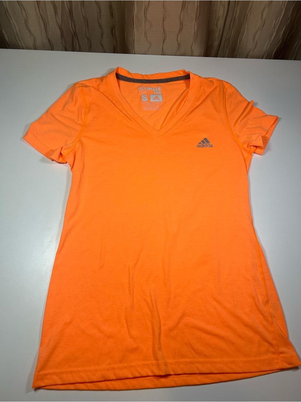 adidas Ultimate Tee Women's Small S V-Neck Short Sleeve T Neon Orange